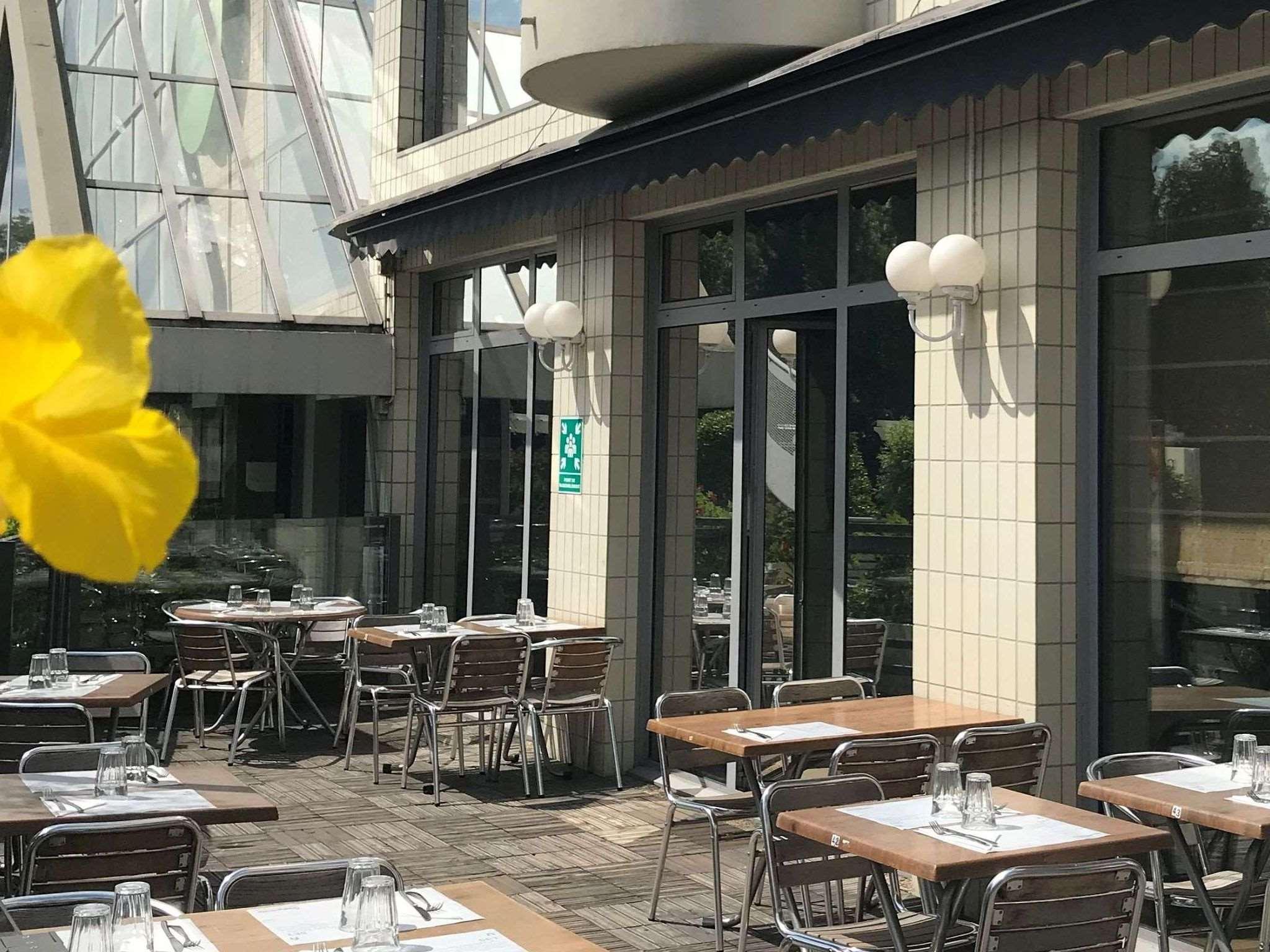 ホテル カンパニール ノジャン シュル マルヌ Nogent-sur-Seine エクステリア 写真